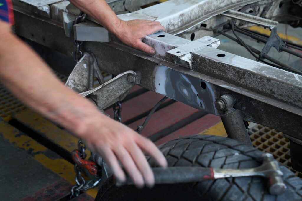 How to Choose a Commercial Vehicle Repair Specialist 8 How to Choose a Commercial Vehicle Repair Specialist
